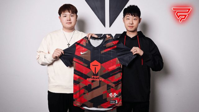 zoom đường trên top esports